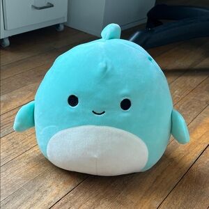 8” Squishmallows Perry the Shark